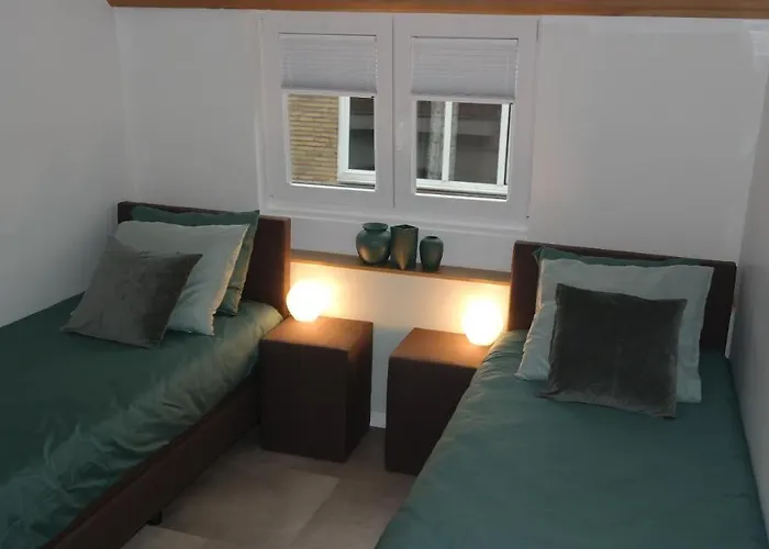 The Rooftop - A Trendy New With Airconditioning, Large Terrace & Free Parking Ostend