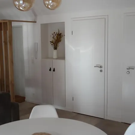 The Rooftop - A Trendy New With Airconditioning, Large Terrace & Free Parking Lägenhet Oostende