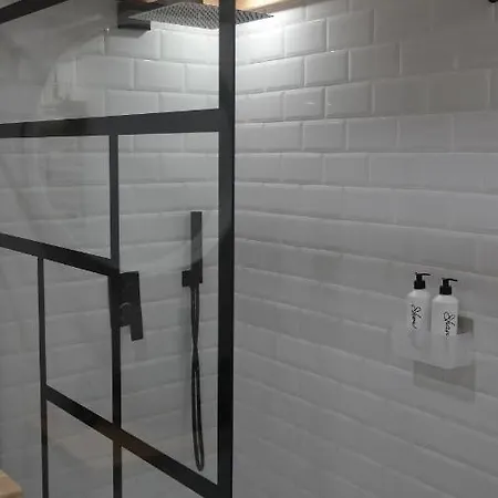 The Rooftop - A Trendy New With Airconditioning, Large Terrace & Free Parking Apartment Ostende