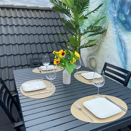 The Rooftop - A Trendy New With Airconditioning, Large Terrace & Free Parking * Ostende
