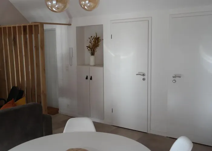 The Rooftop - A Trendy New With Airconditioning, Large Terrace & Free Parking Appartement Oostende