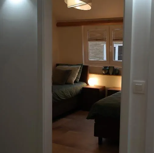 Apartment The Rooftop - A Trendy New With Airconditioning, Large Terrace & Free Parking Ostend